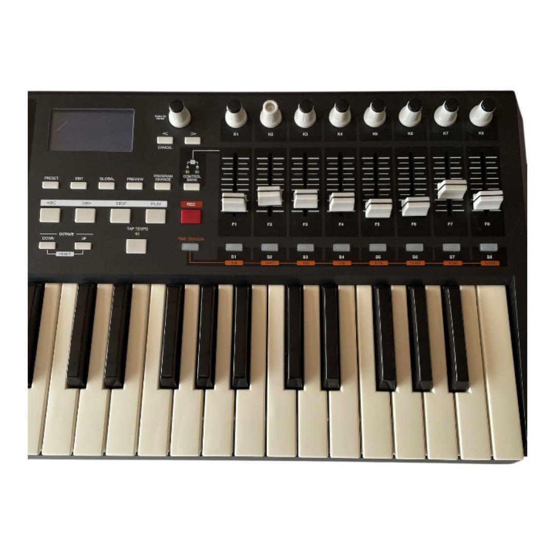 AKAI MPK49 MIDIキーボード