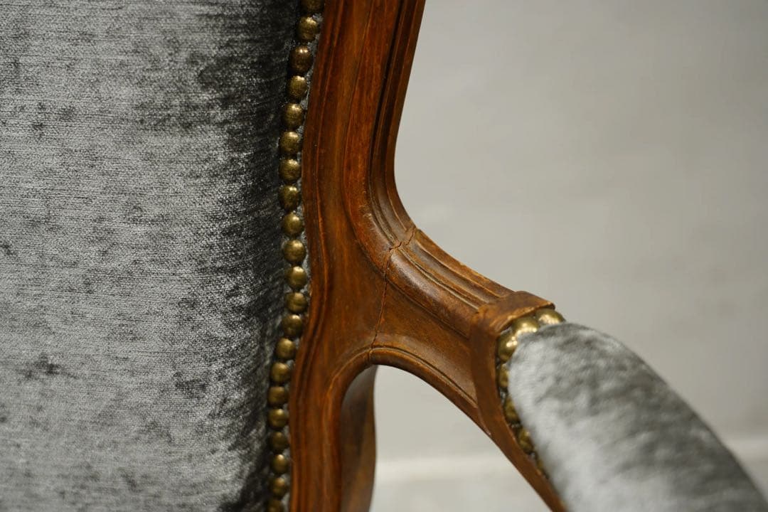 フランスアンティーク　louis xvi チェア　アーム　椅子