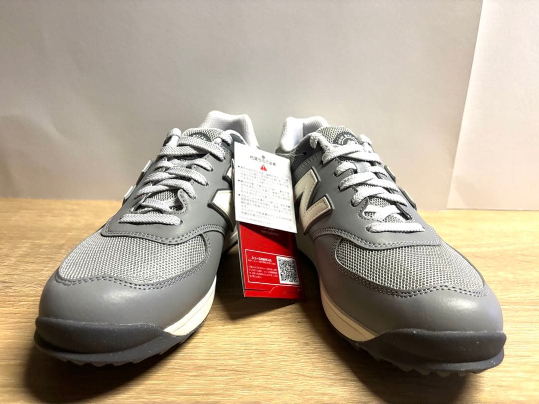 未使用 24cm 2E ニューバランス ゴルフシューズ UGS574C3 グレー