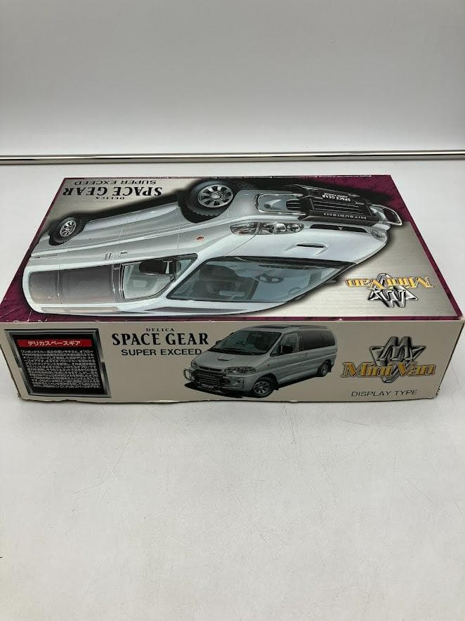 デリカSpace Gear Super Exceed 三菱　プラモデル