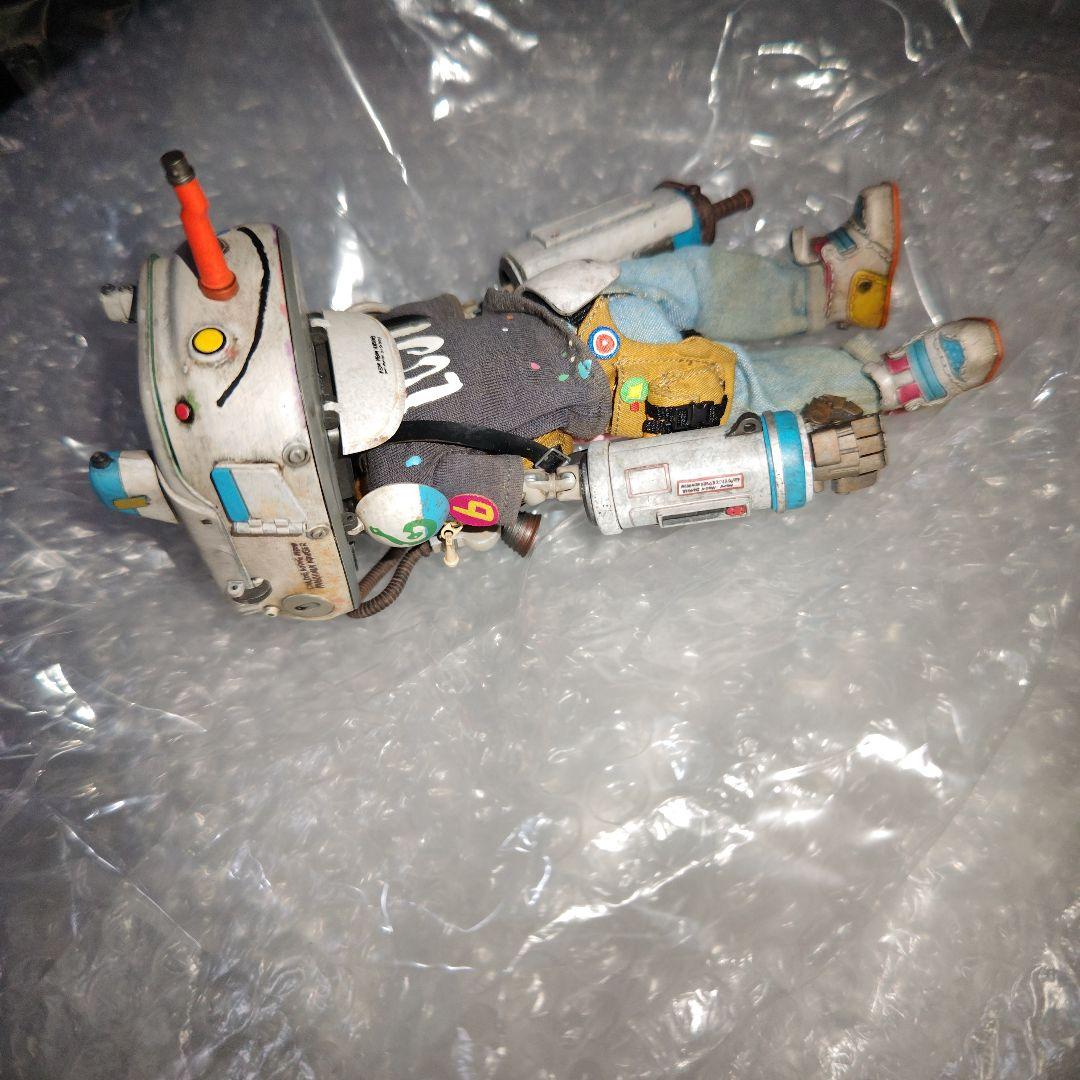 DAMTOYS　ジャンプスノーマン　フィギュア