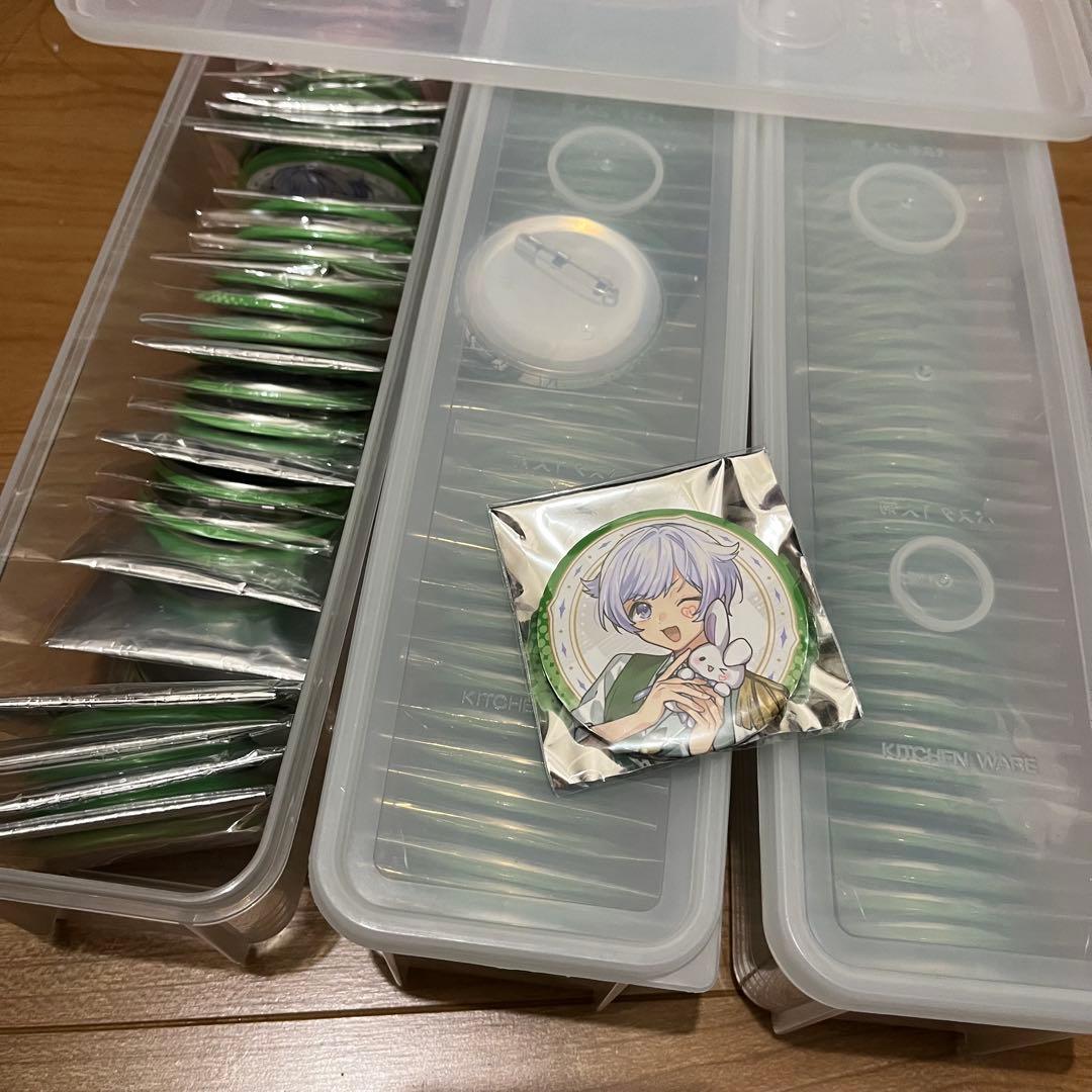 いれいす 缶バ 初兎 ザッカマート