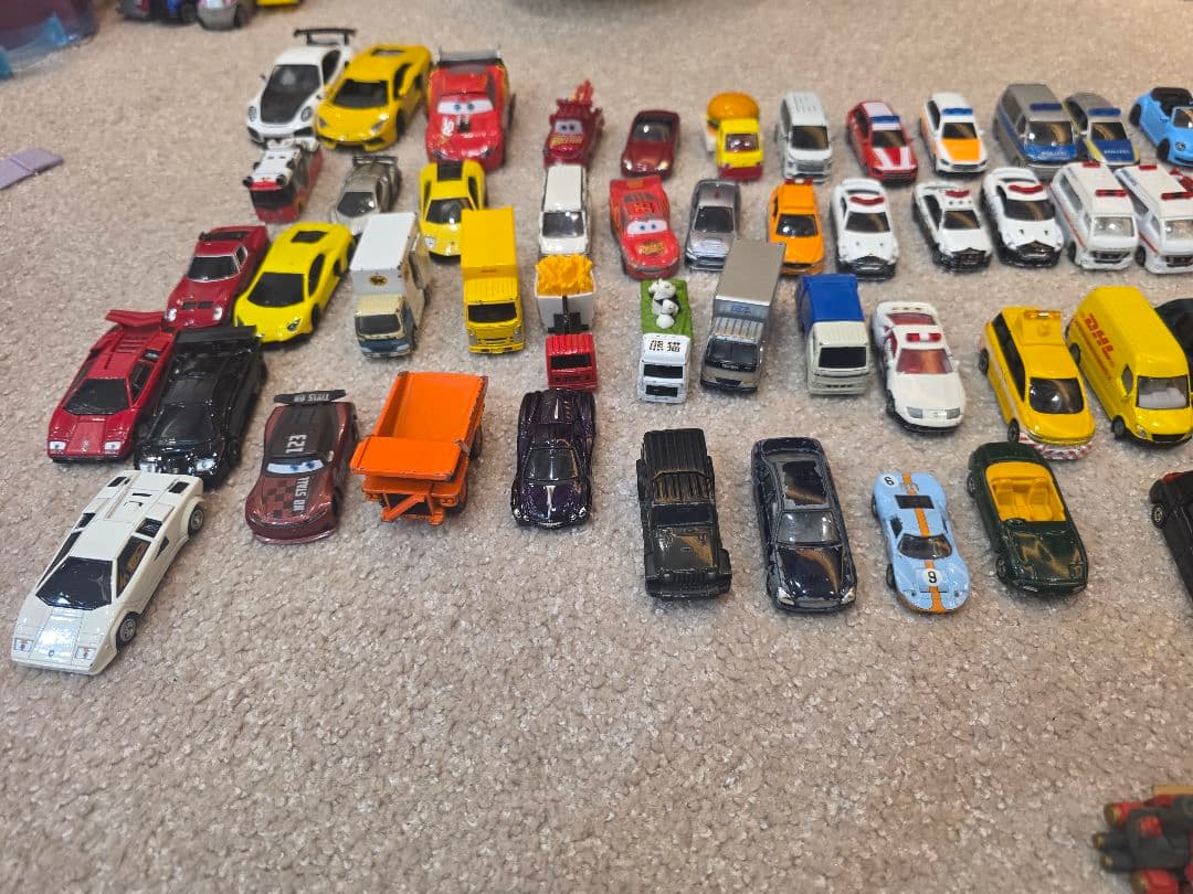 トミカまとめ売り，TOMICA