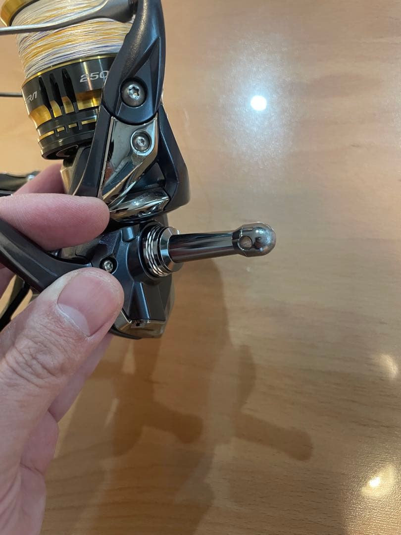 SHIMANO ULTEGRA 2500SHG スピニングリール