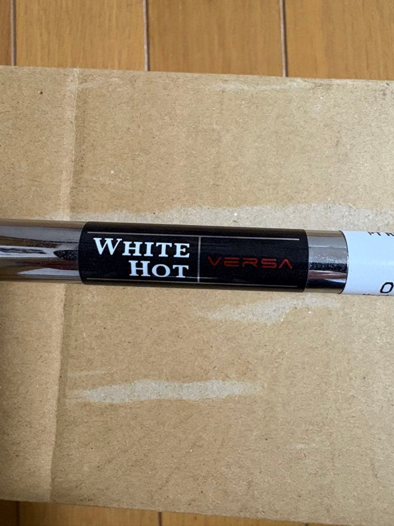 【新品未使用】オデッセイホワイトホットVERSA ONEパター33インチ