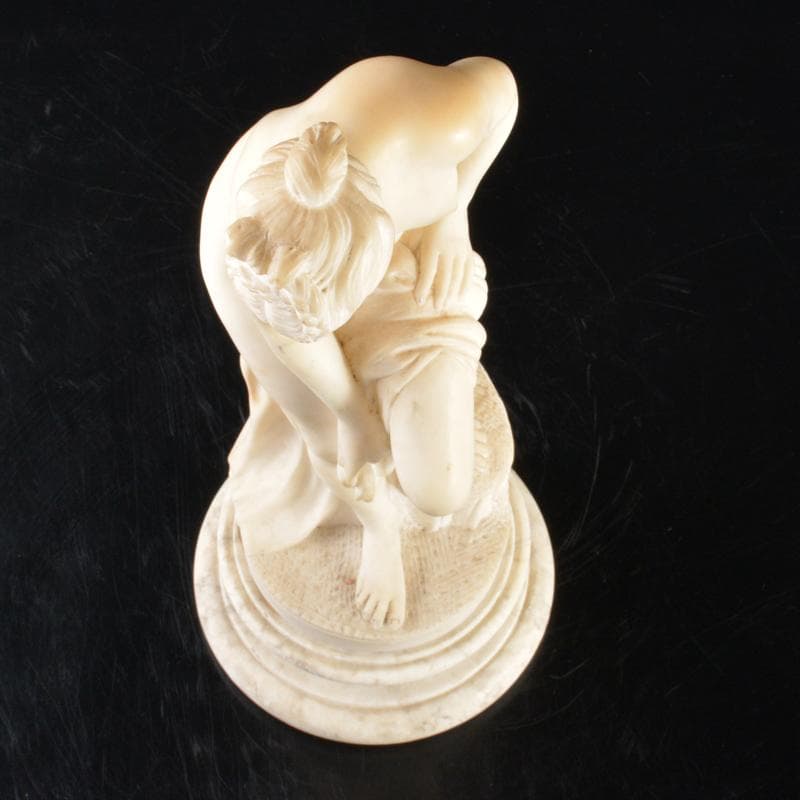 西洋美術　彫刻　裸婦像　置物　C　4941A