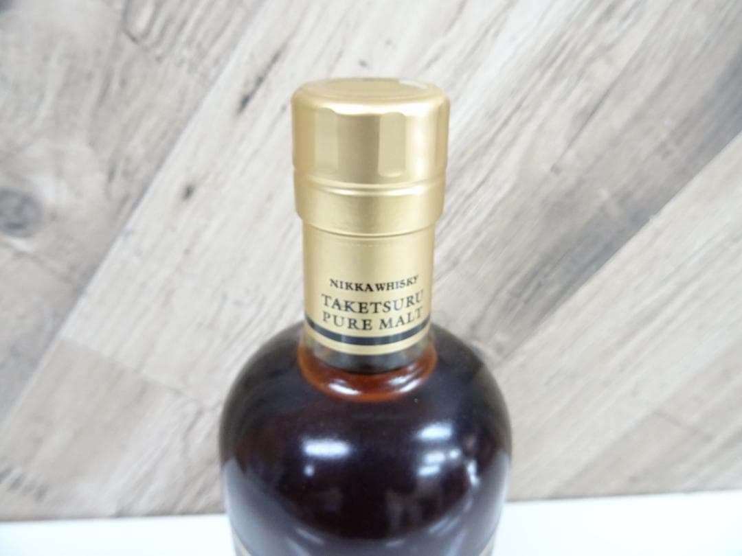 ベ*ス様 鹿059 ニッカウヰスキー 竹鶴 ピュアモルト 700ml 43％