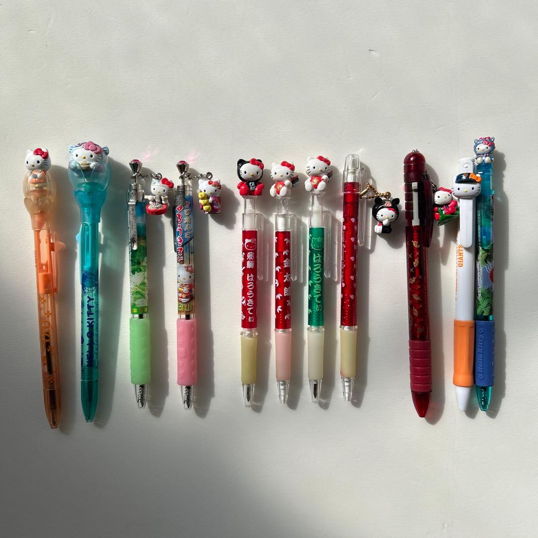 ハローキティ ご当地限定ボールペン99本&シャープ12本セット