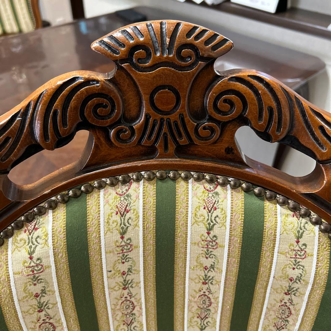 クラシックストライプ柄ダイニングチェア