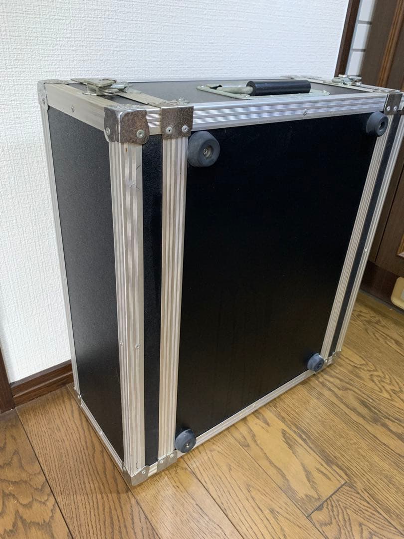 4U ラックケース　奥行き約36cm アルミ・木