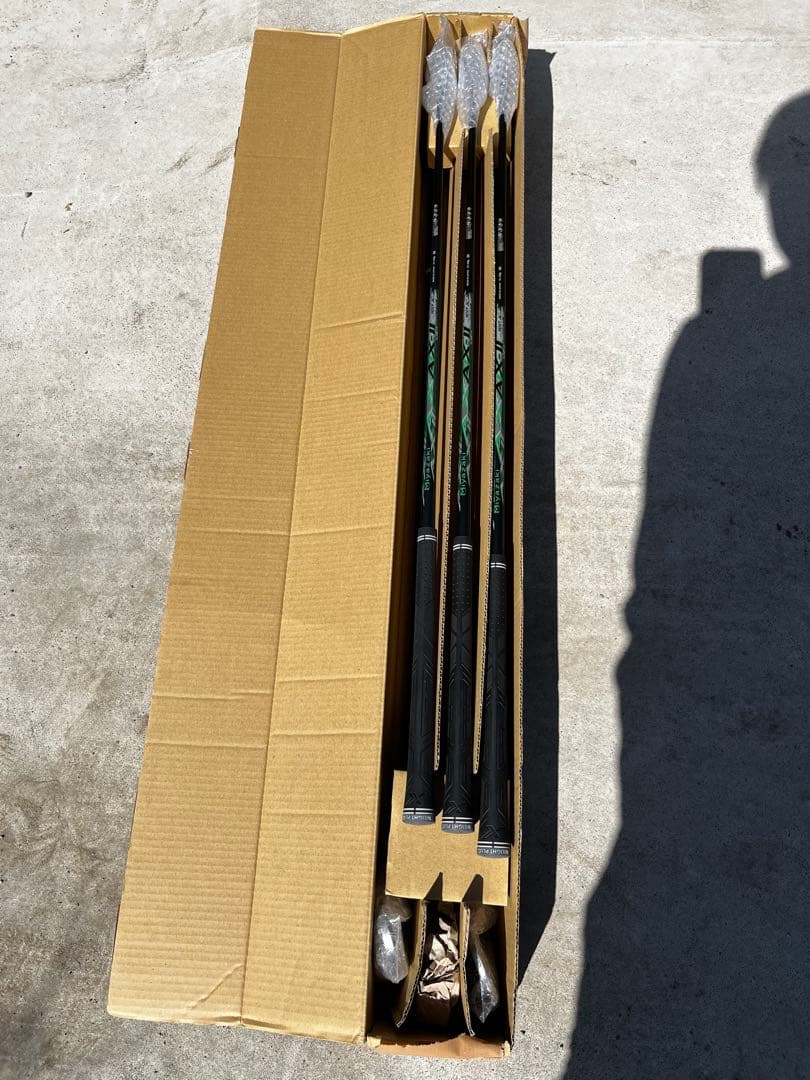 ゼクシオ　エックスアイアン　２０２２　カーボンシャフト　ダンロップ ゴルフ