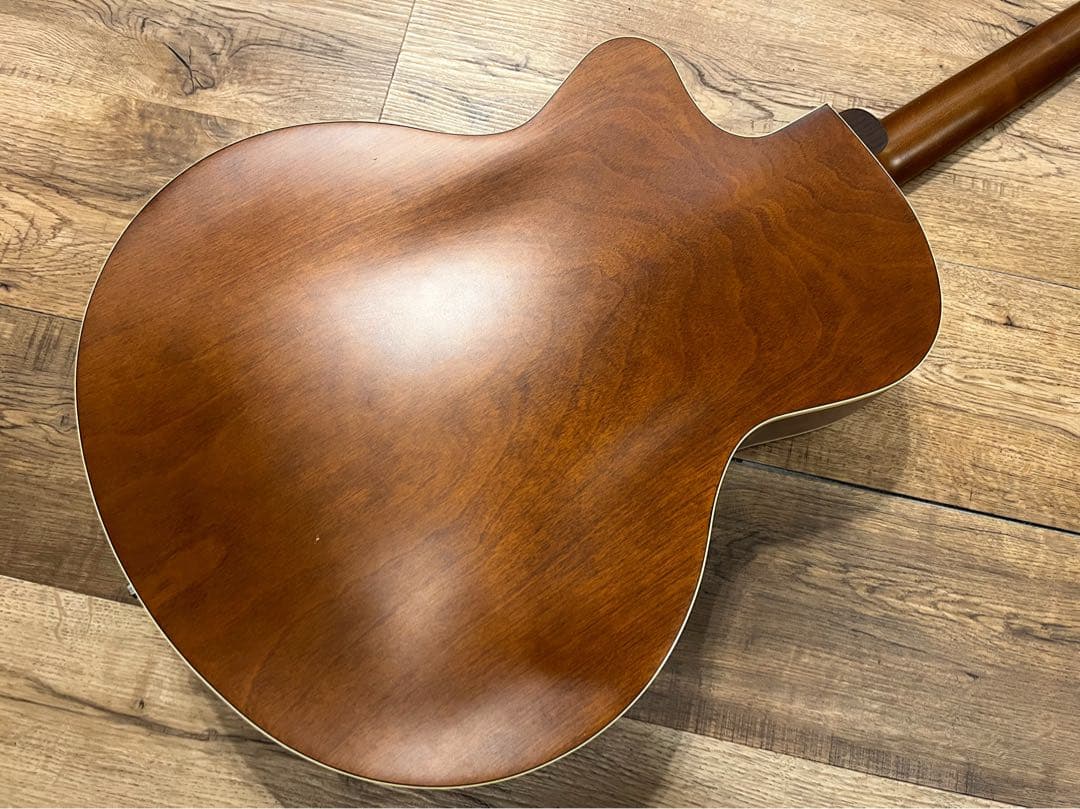 Godin / 5th Avenue CW Kingpin II / フルアコ