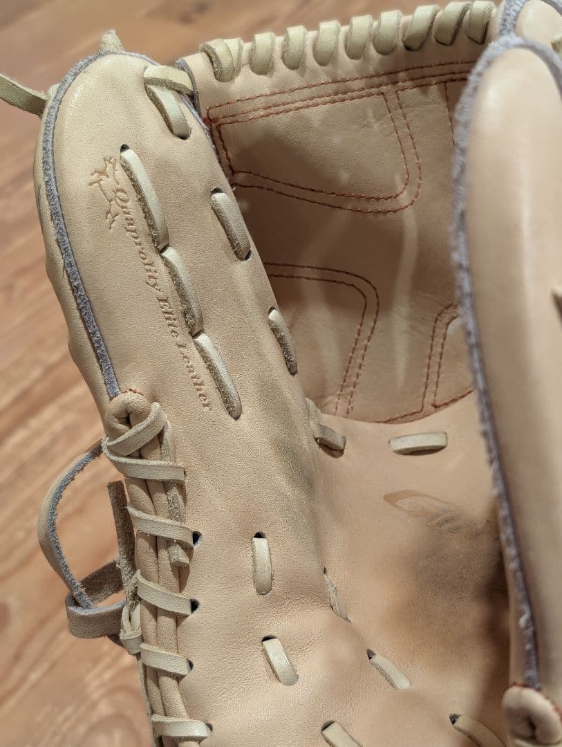 Mizuno Global Elite 硬式グローブ ベージュ