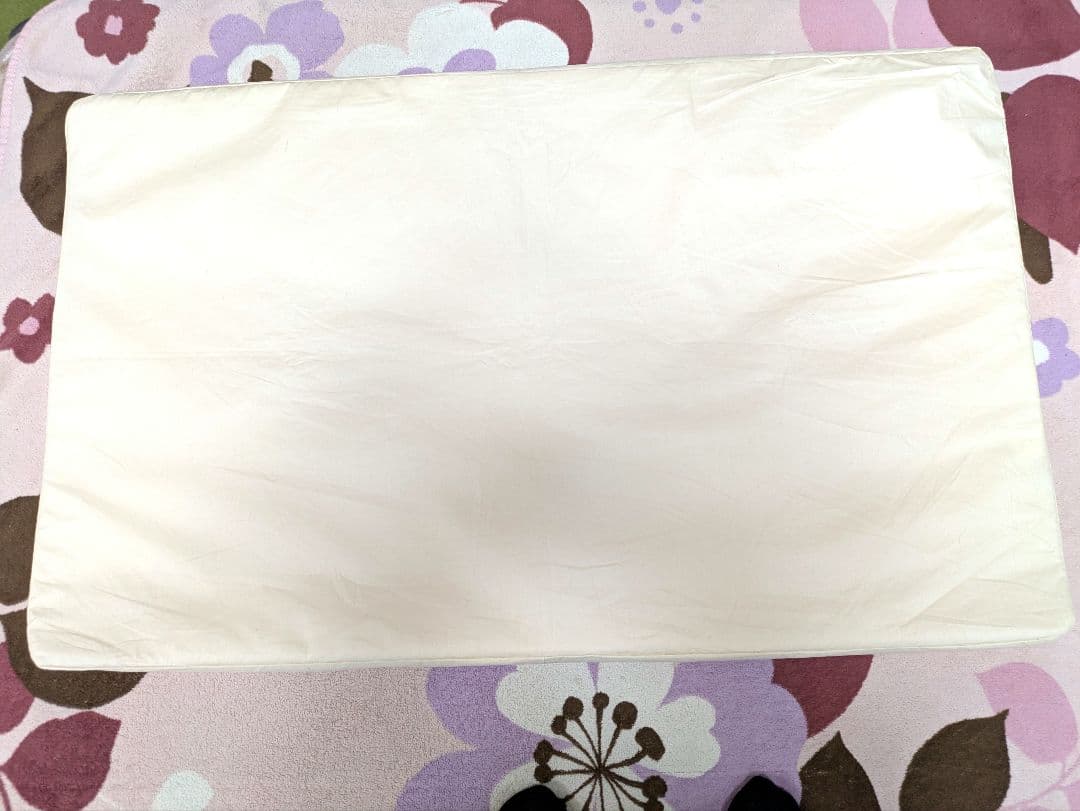 アルテア体圧分散マット　Lサイズ　クリーム色