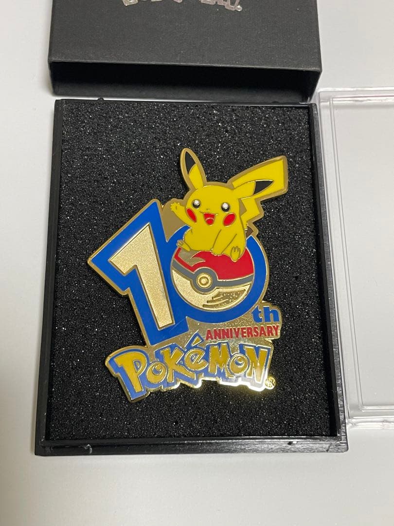ポケモン 10th Anniversary ピンバッジ　日本限定