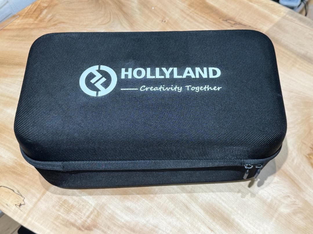 Hollyland Solidcom C1-4S ワイヤレスインカム 親1子3台