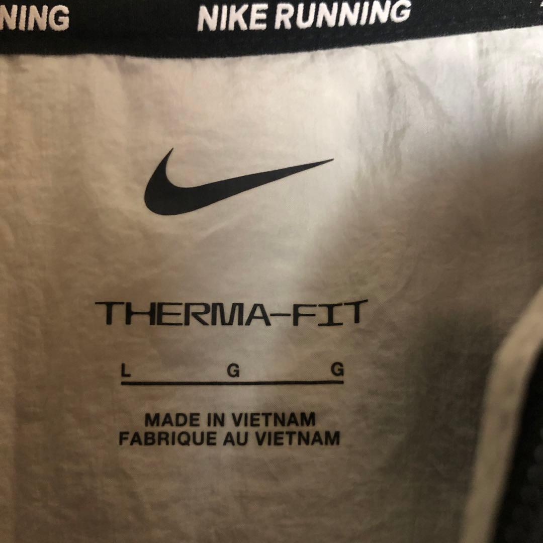 ナイキエアロレイヤー　ジャケット