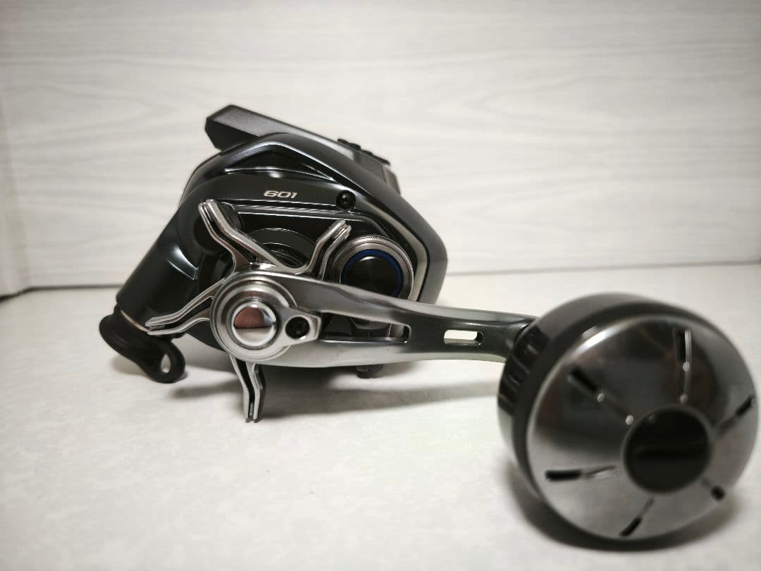 シマノ 24 フォースマスター 601 電動リール【バッテリーオマケ付き】