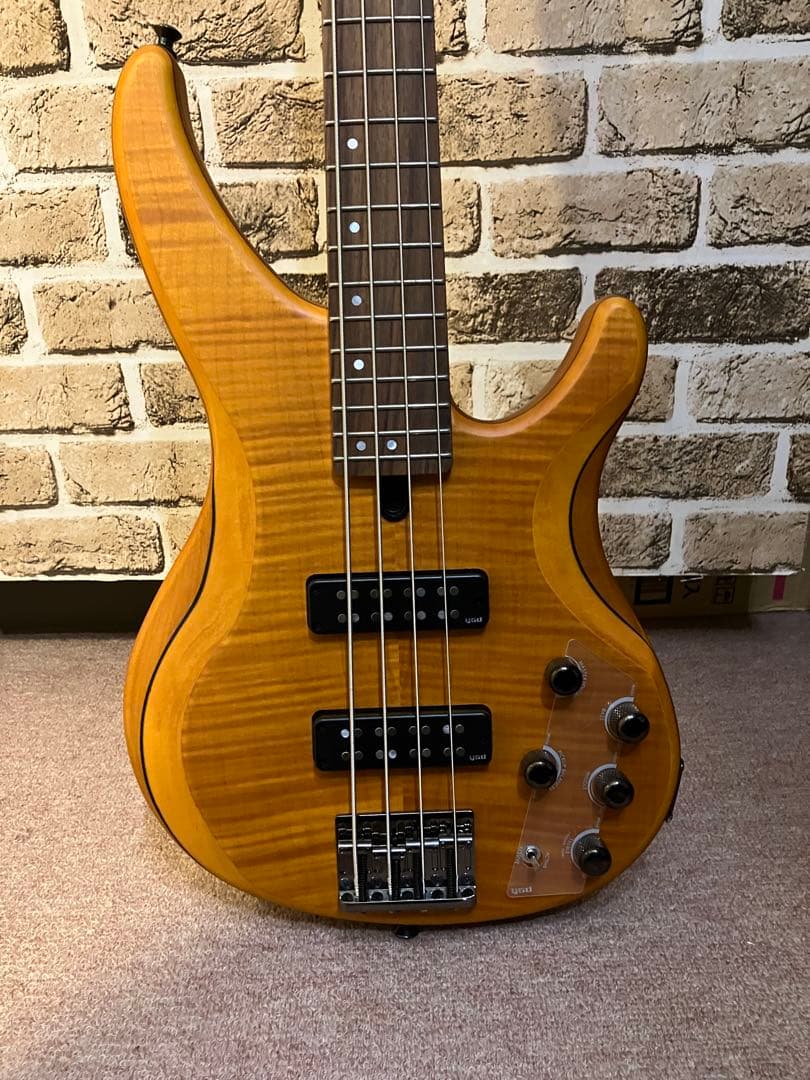 ベース YAMAHA TRBX604FM