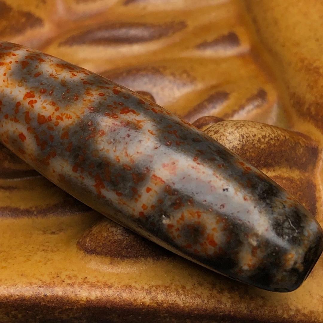 ◆激レア◆ 九眼天珠 1894 老天珠 ジービーズ お守り 呪物 護符