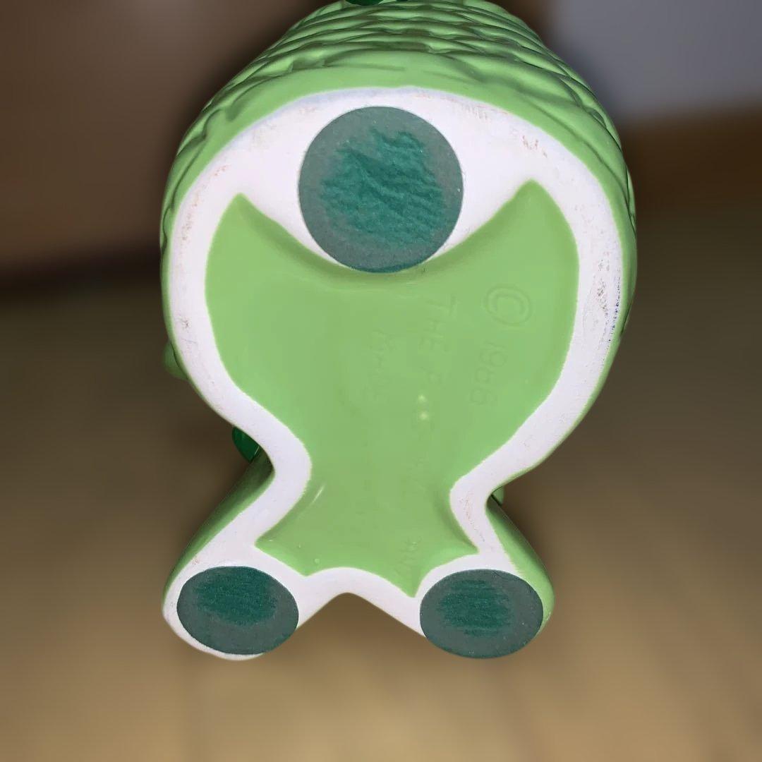 早い者勝ち！グリーンジャイアント　陶器の置き物