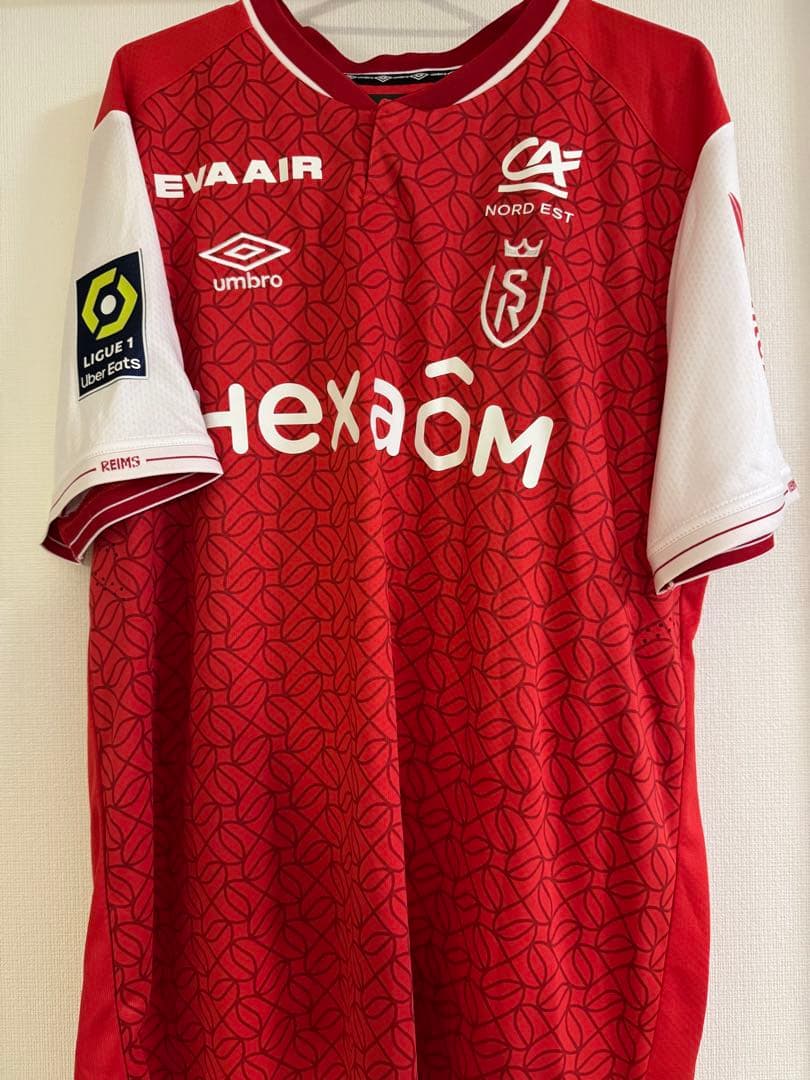 正規品スタッドランス 伊東純也 直筆サイン入りユニフォーム