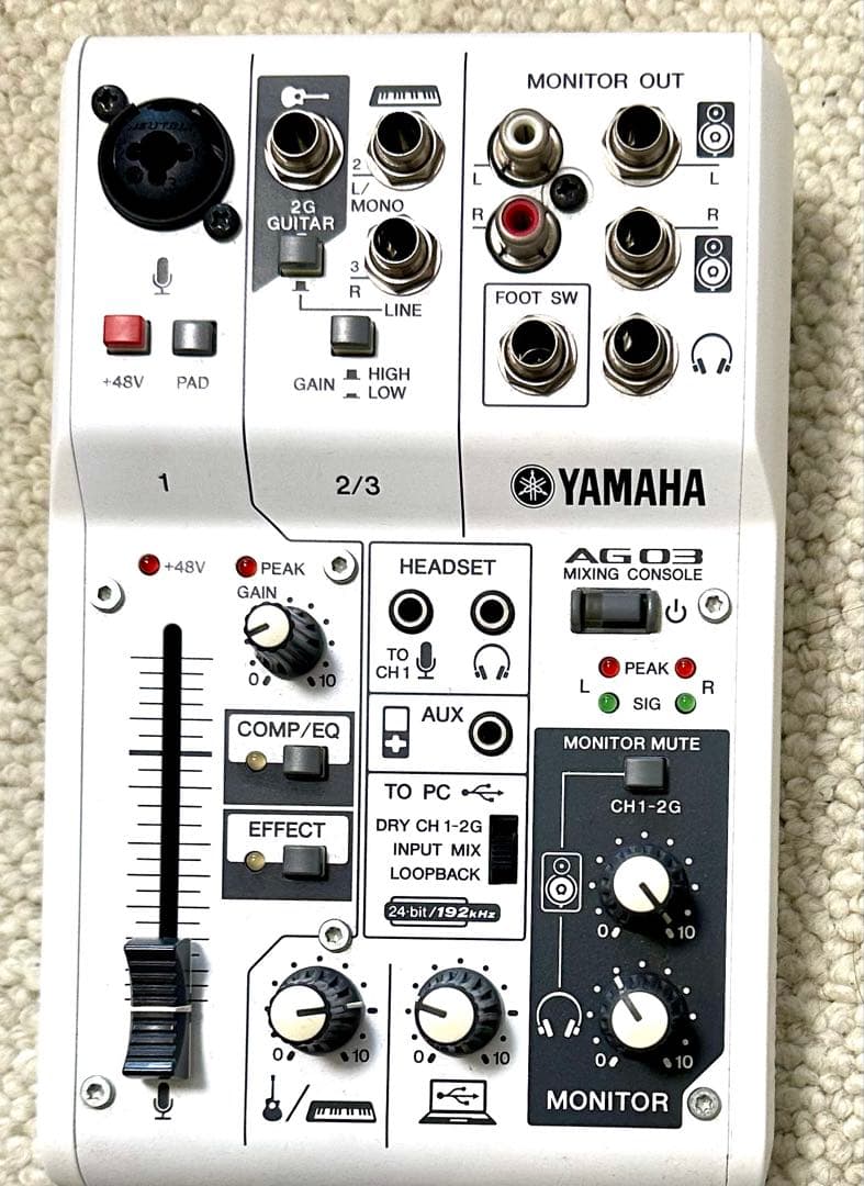 YAMAHA AG 03 ミキシングコンソール