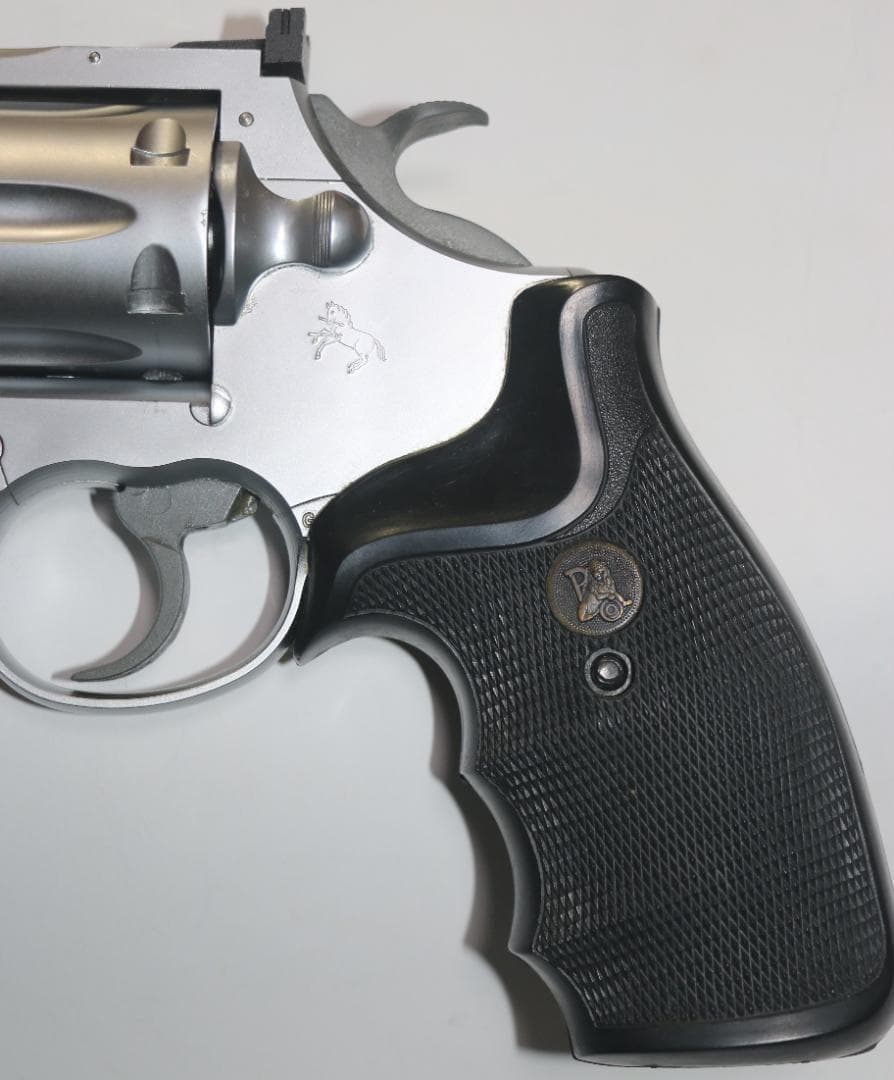 KSC製ＨＷ樹脂モデルガン コルト・キングコブラ　銀2.5インチ　ＳＰＧ合法品