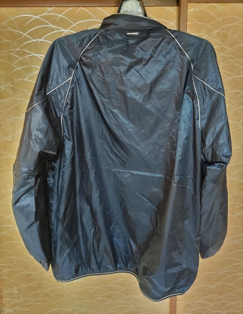 新品タグ付き保管品 ONYONE SAROMON TEAM ウインドブレーカー