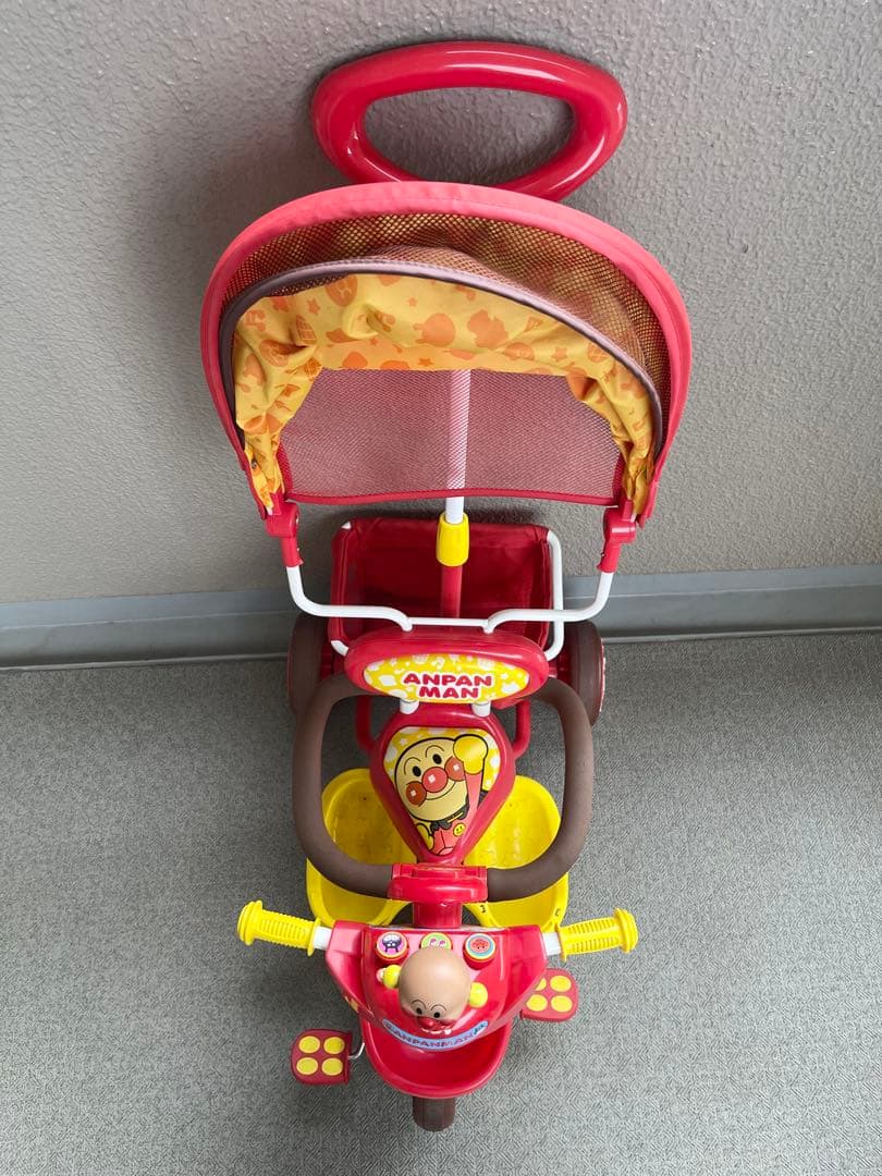 アンパンマン　デラックス　三輪車　サンシェード付き アンパンマン　DX 赤　子供