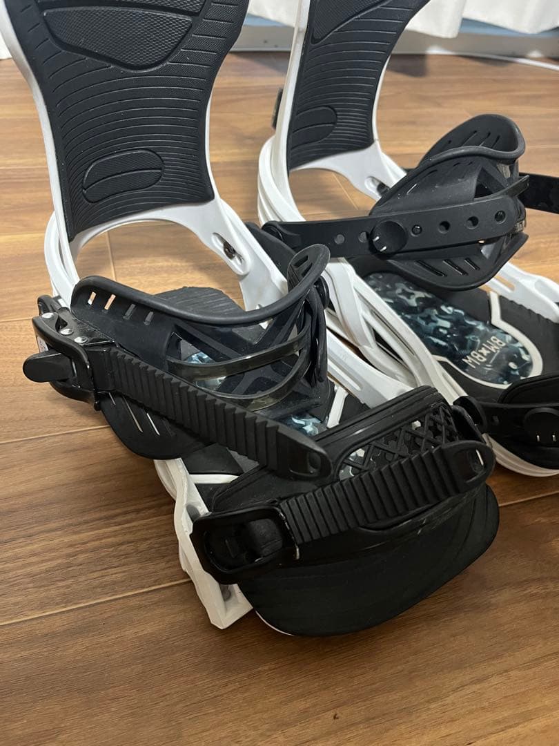 BENT L スノーボードビンディング ホワイト/ブラック