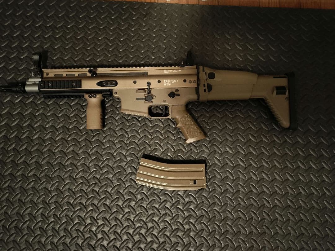 T*y様 東京マルイ次世代 SCAR-L CQC 電動ガン タンカラー