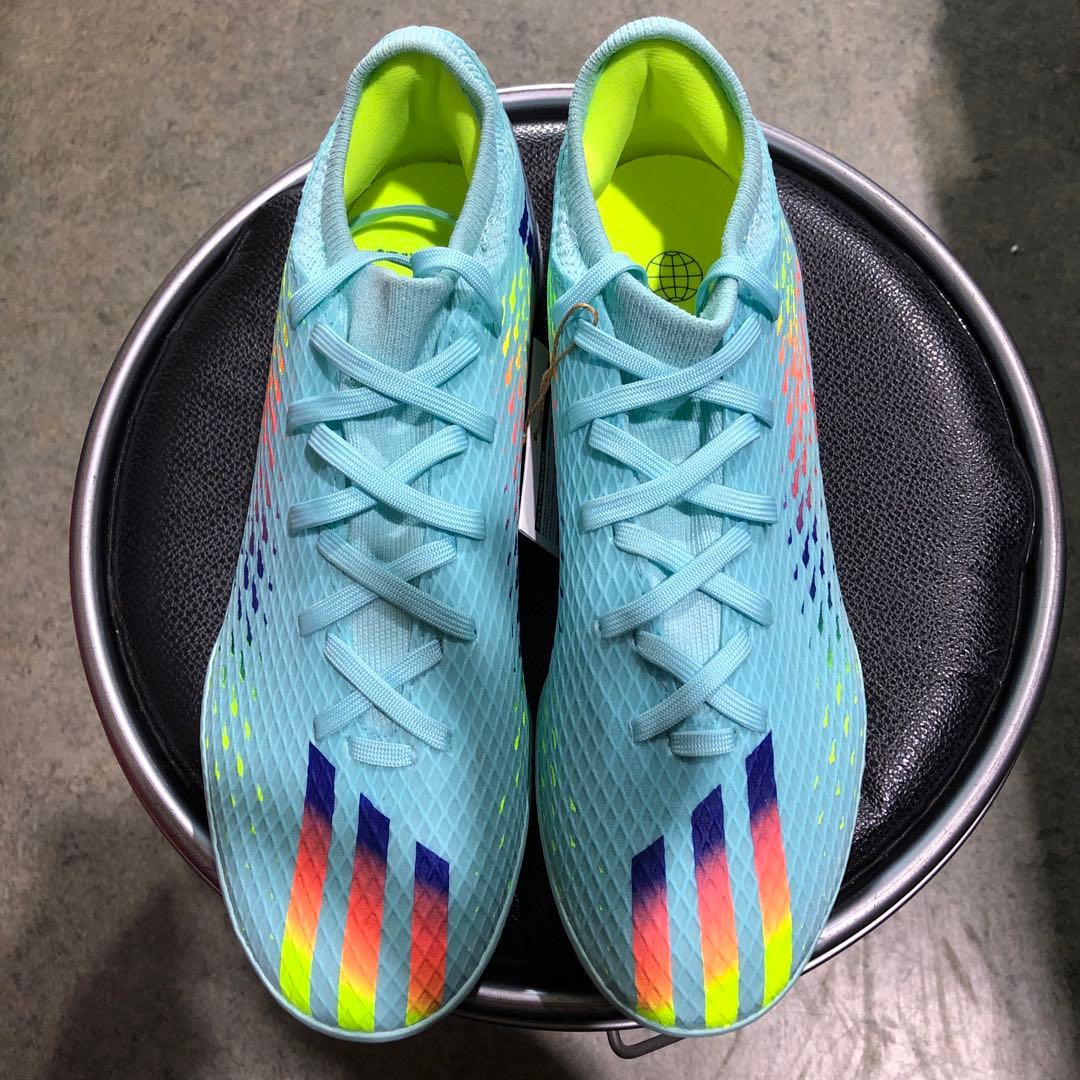 アディダスフットサルシューズ新品25㎝