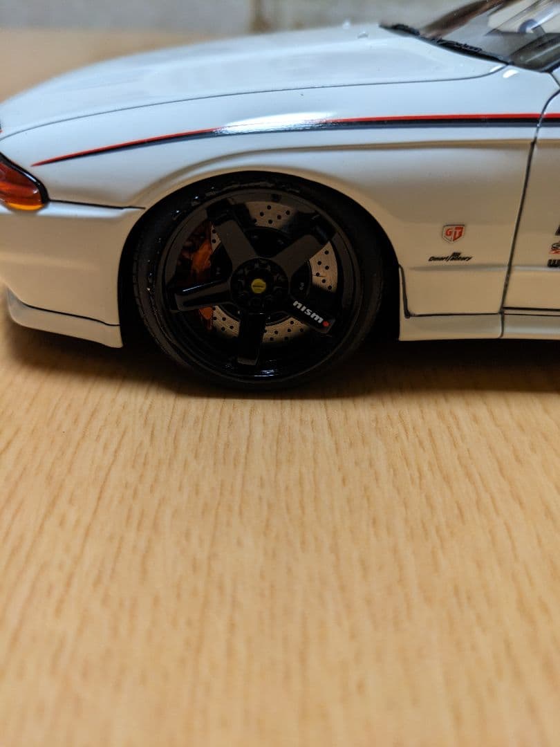 イグニッションモデル1/18ニッサンスカイラインGT-RニスモR32 限定54台