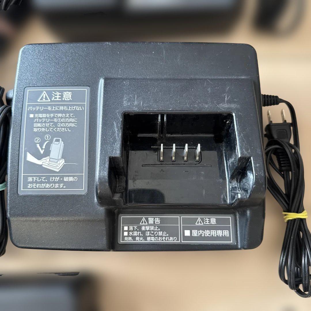 パナソニックPanasonic電動自転車用　純正品 バッテリー充電器 11台