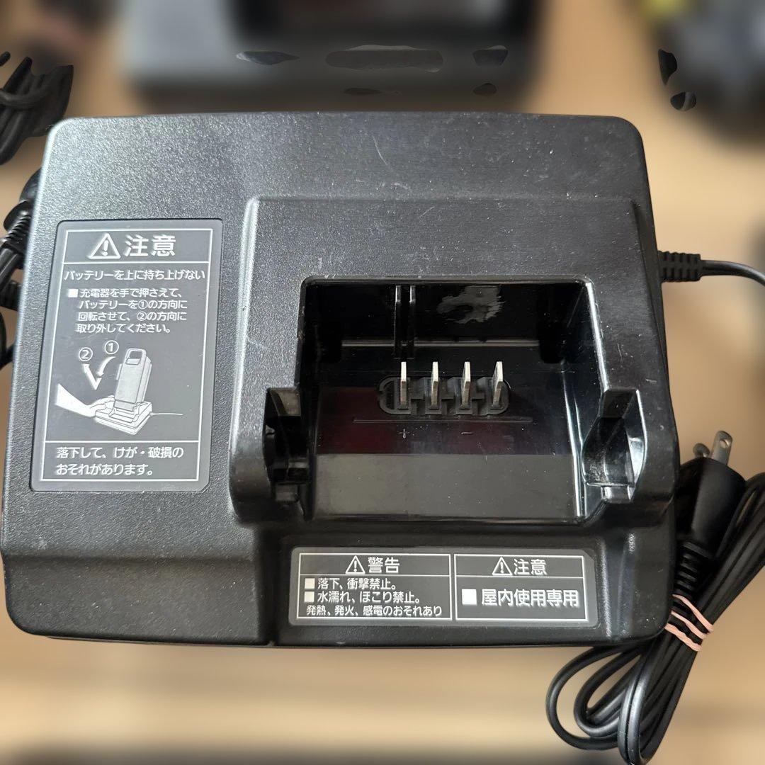 パナソニックPanasonic電動自転車用　純正品 バッテリー充電器 11台