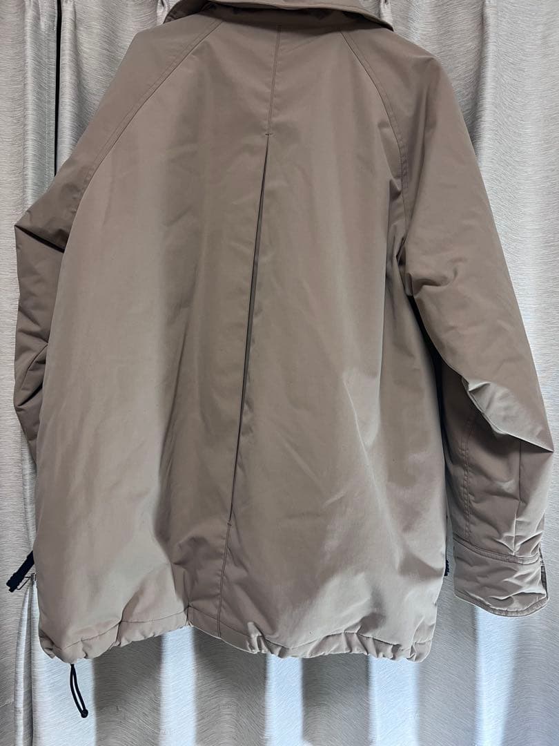 uss2 ベージュ アウターウェア Lサイズ