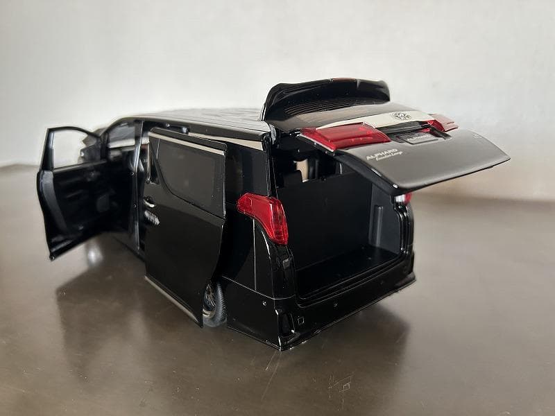 アルファード ハイブリッド ブラック 1/18 エアロ 30系後期 未使用