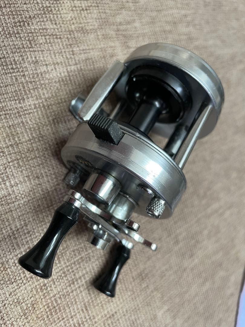 【最終値下げ】ABU Ambassadeur アブ アンバサダー 2500C