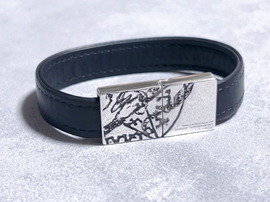 vistlip 瑠伊プロデュース luan. レザーブレスレット