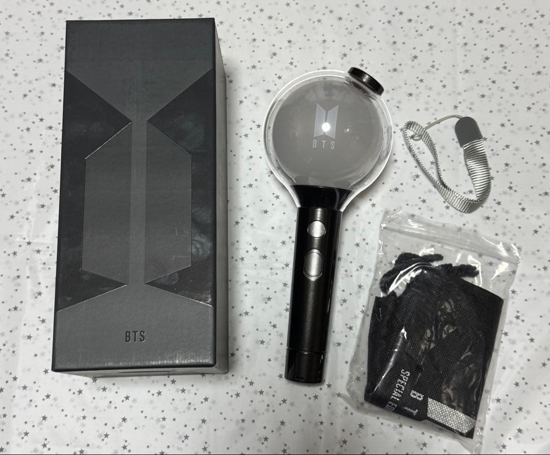 BTS 公式ペンライト LIGHT STICK 4点セット
