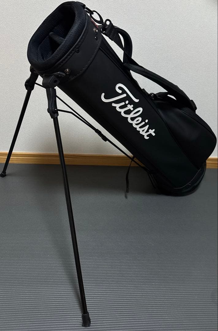 タイトリスト　コアエッセンシャル ハーフスタンドバッグ