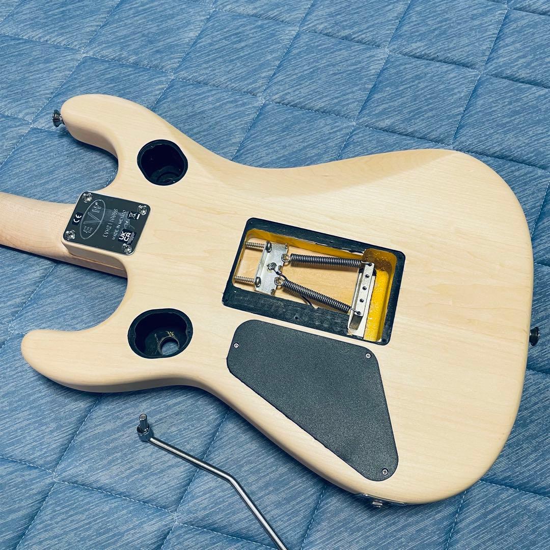 EVH 5150 改 カスタムベースに VAN HALEN