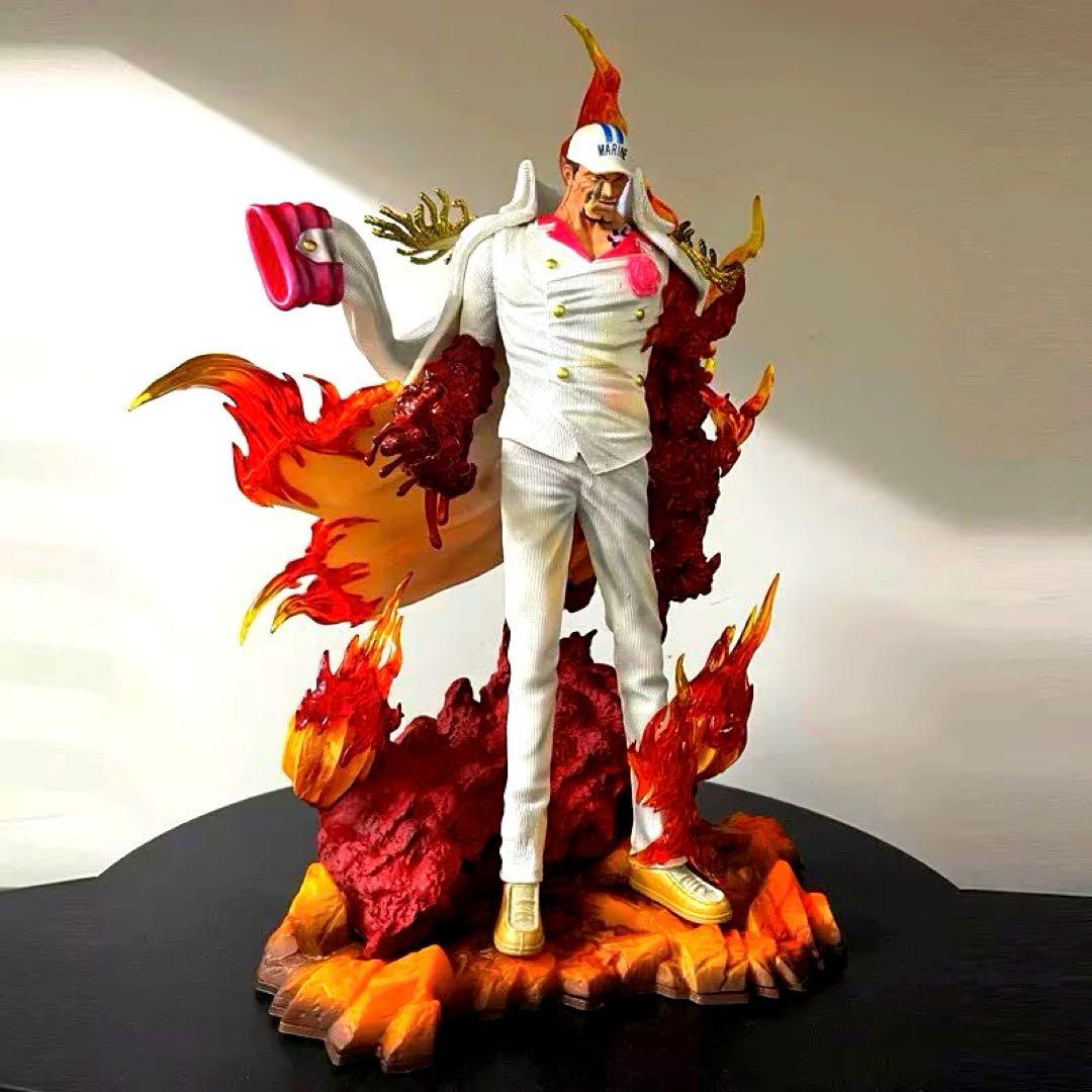 ワンピース　赤犬　サカズキ　白　フィギュア　ガレージキット