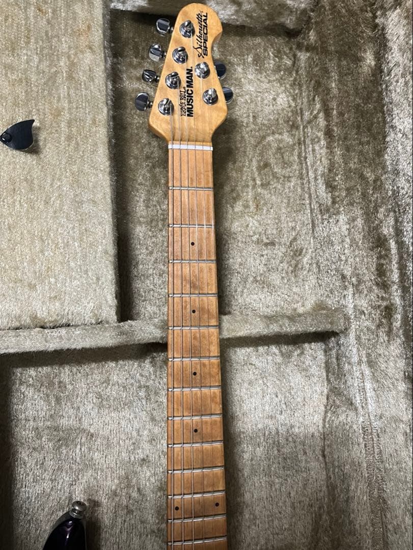 ギター MUSIC MAN SILHOUETTE SPECIAL 1996