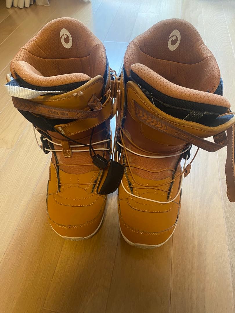 deeluxe ディーラックス　deemon デーモン　ブーツ　バートン