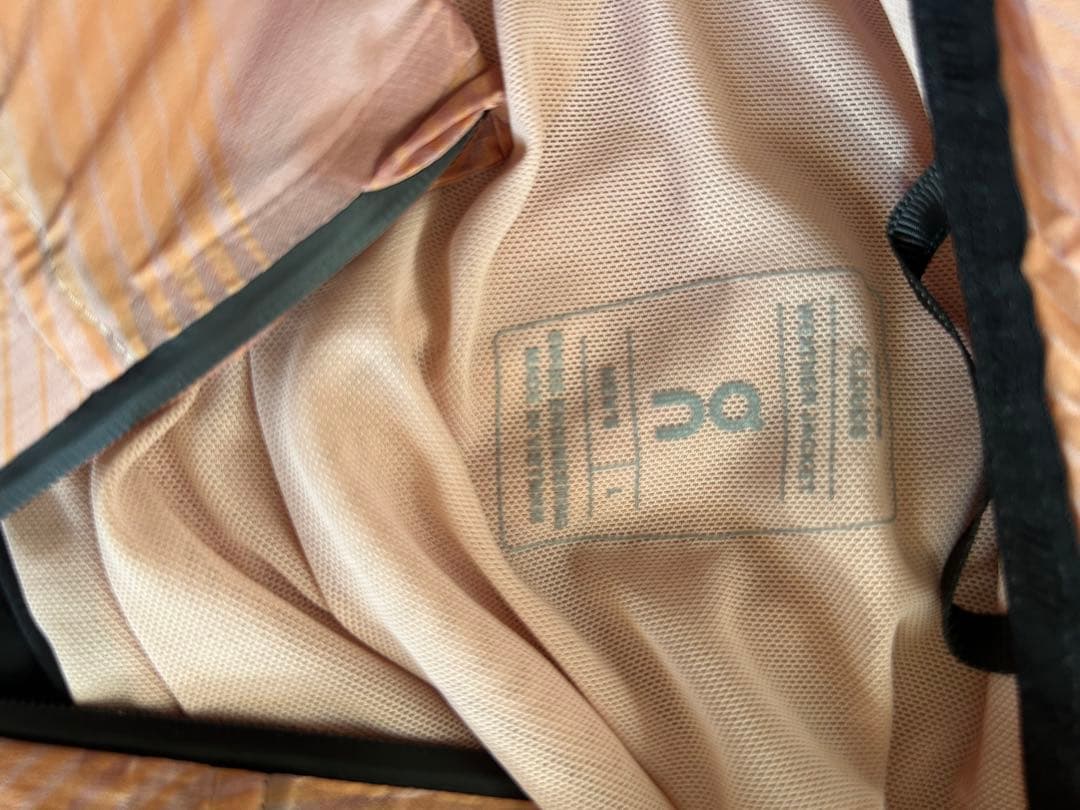 オン On ウインドブレーカー ジャケット トレーニング Lサイズ