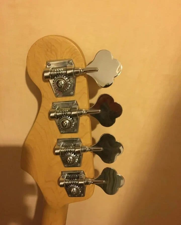 未使用近いVintageベースギター日本製専用ケース付き楽器店購入