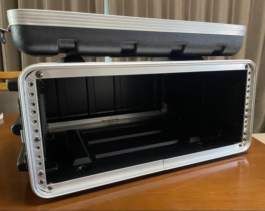 CLASSIC PRO 4Uラックケース クラシックプロ