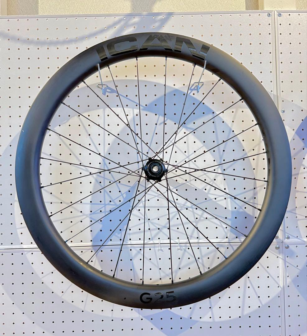 【最終値下げ】送料無料　ICAN カーボンホイールG25